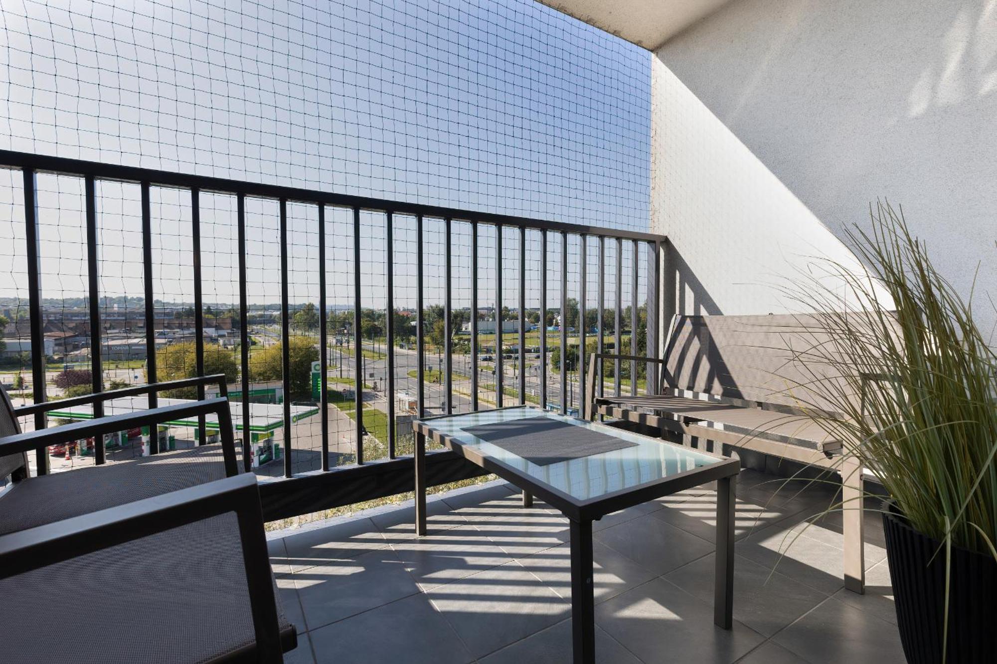 Podgorze Lipska Pet-Friendly Apartment With Balcony And Parking By Renters Prestige Krakow Exterior photo